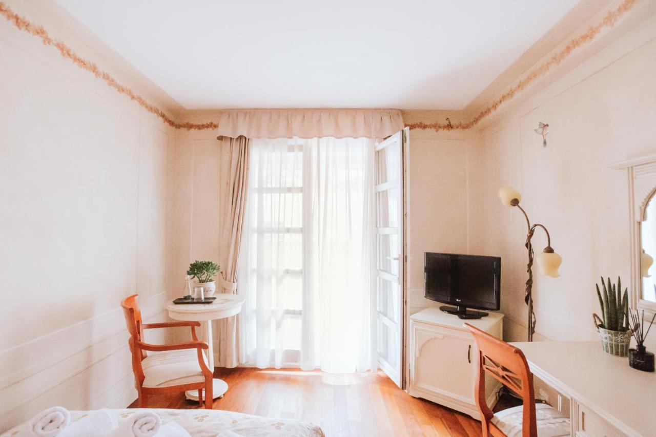 Villa Toscana Warszawa 외부 사진