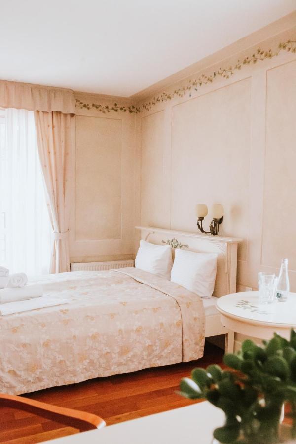 Villa Toscana Warszawa 외부 사진