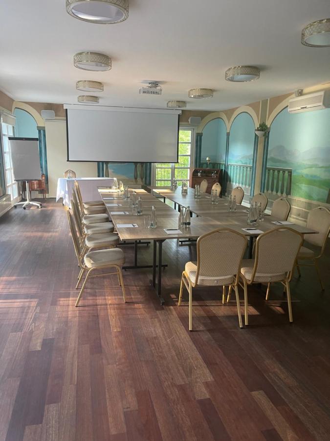 Villa Toscana Warszawa 외부 사진