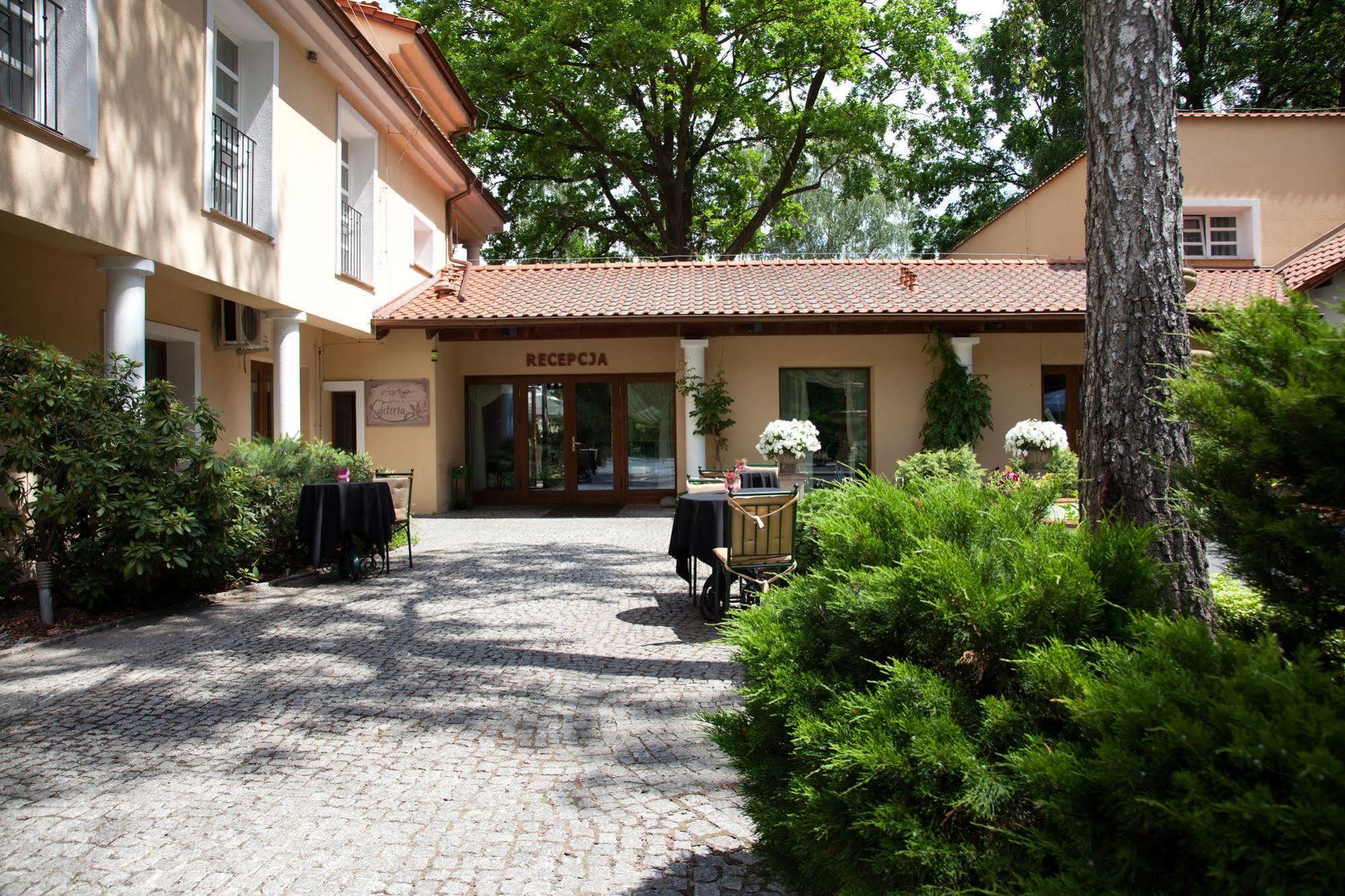 Villa Toscana Warszawa 외부 사진